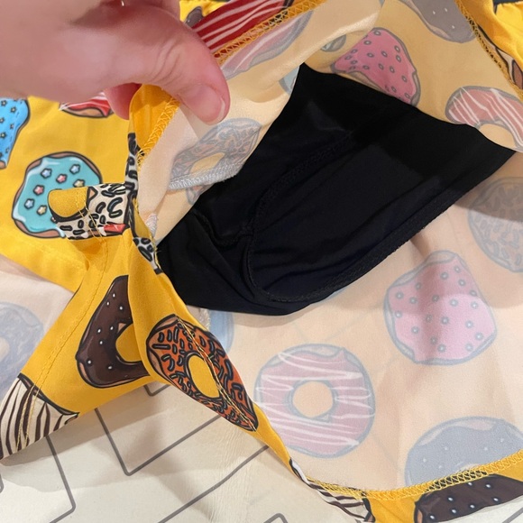 Chicknlegs Yellow Donut Running Shorts - Picture 4 of 11